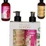 Regalo Navideño Nordin Crema Suavizante para manos y cuerpo con  Aloe Vera aroma a Orquideas + Jabón Líquido Calendula y Manzanilla